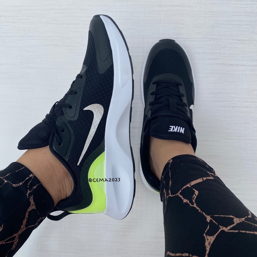 NIKE WEARALLDAY SNEAKER - WOMEN'S NEW